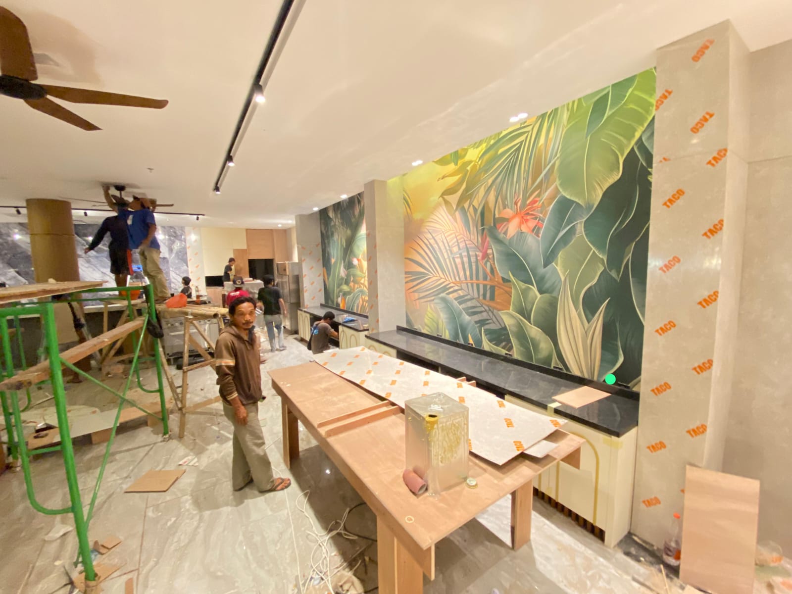 Interior Wallpaper Tropical